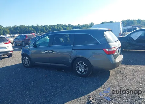 2013 Honda Odyssey Ex-L from USA, damaged, VIN 5FNRL5H68DB005152